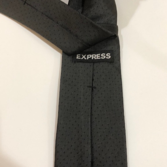 EXPRESS MEN’s TIE BLACK 100% SILK - Picture 5 of 6